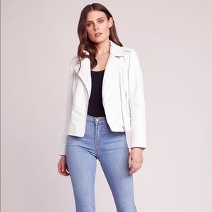 BB DAKOTA
HELLO MOTO WASHED LEATHER JACKET